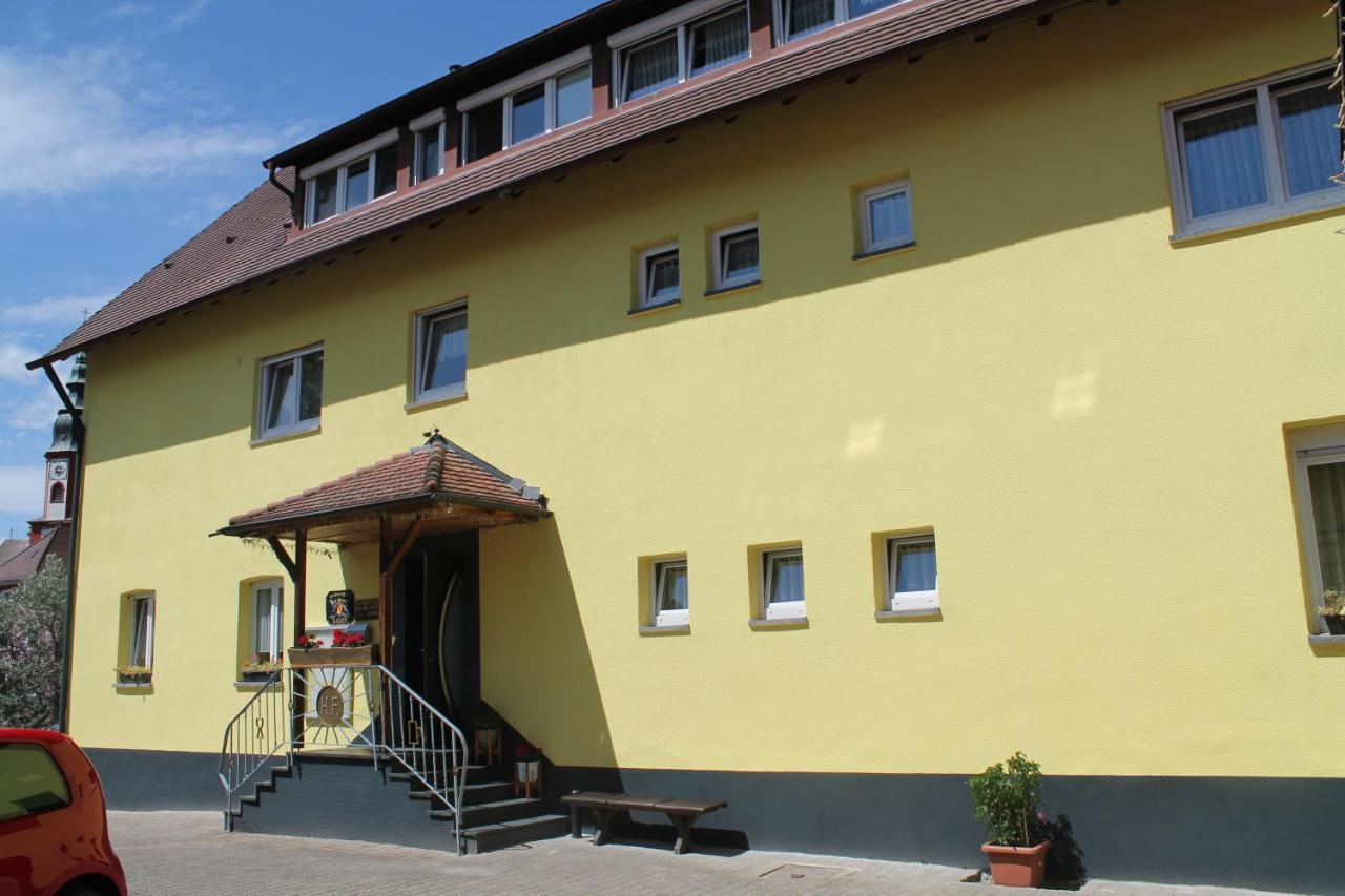 Hotel Gasthaus Zur Sonne Fryburg Bryzgowijski Zewnętrze zdjęcie