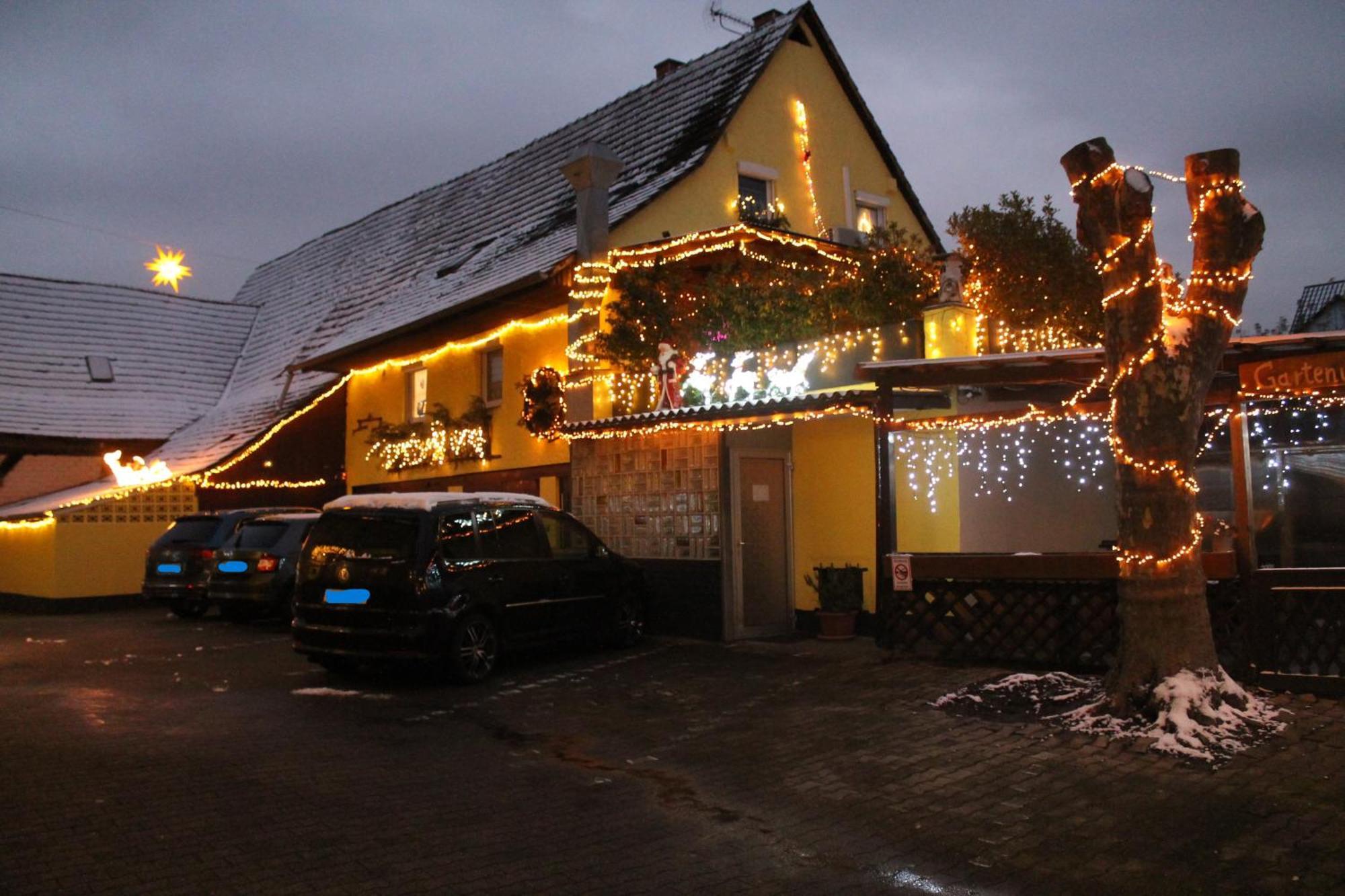 Hotel Gasthaus Zur Sonne Fryburg Bryzgowijski Zewnętrze zdjęcie