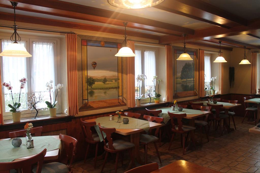 Hotel Gasthaus Zur Sonne Fryburg Bryzgowijski Zewnętrze zdjęcie