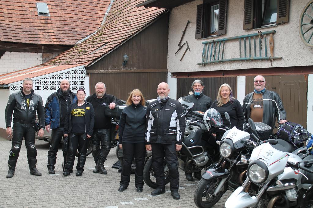 Hotel Gasthaus Zur Sonne Fryburg Bryzgowijski Zewnętrze zdjęcie